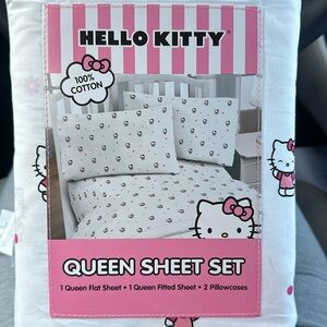 Queen size hello Kitty bed sheets